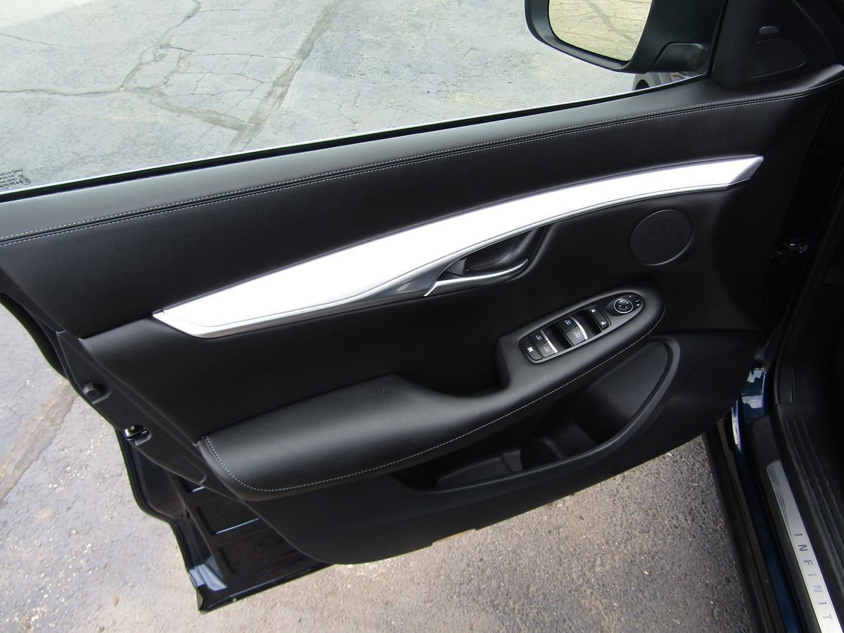Used 2021 INFINITI QX50 Luxe AWD/4WD image 28
