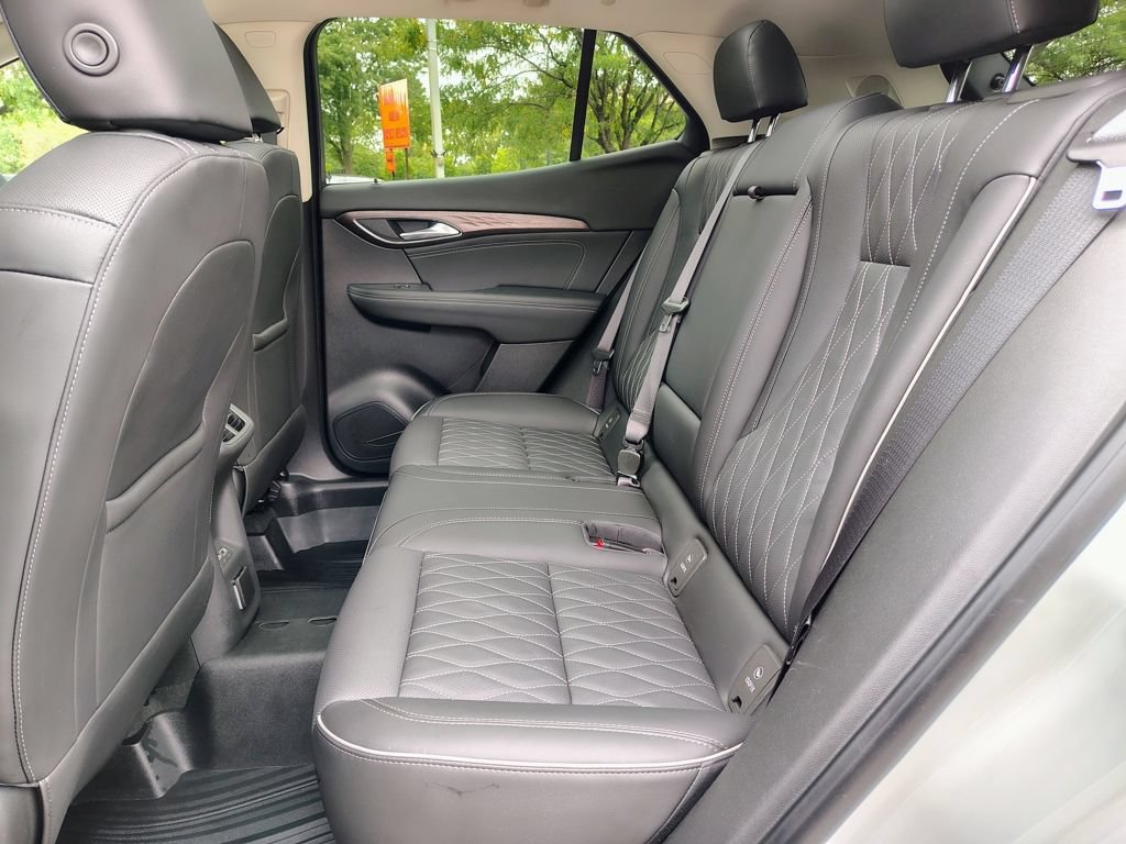 Certified 2023 Buick Envision Avenir AWD/4WD image 32