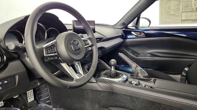 New 2026 MAZDA MX-5 Miata Club w/ Interior Package RWD image 11