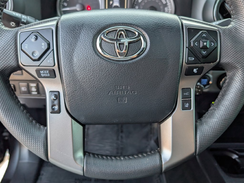Used 2023 Toyota Tacoma Limited AWD/4WD image 5