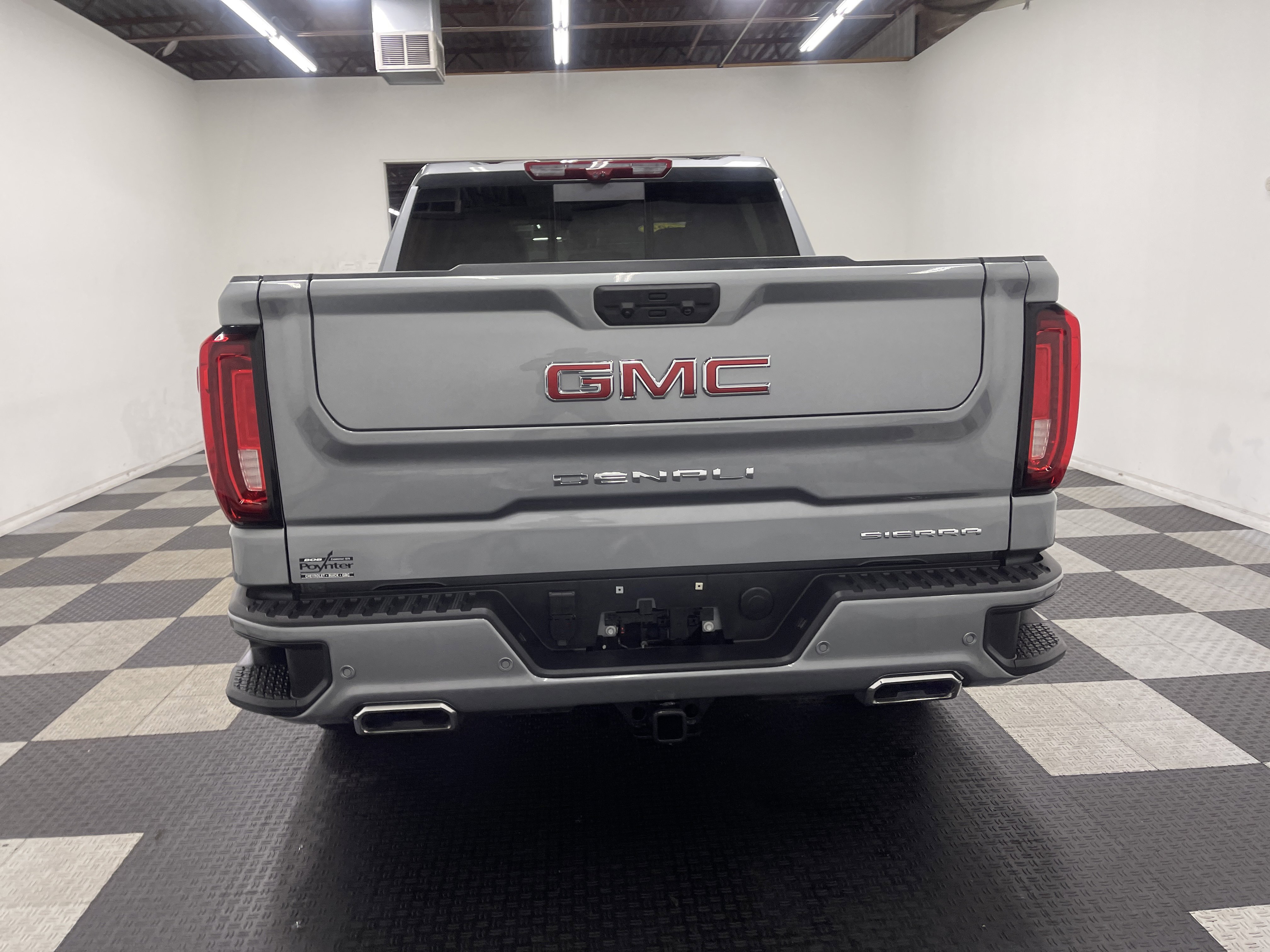 Used 2025 GMC Sierra 1500 Denali w/ Denali Reserve Package image 3