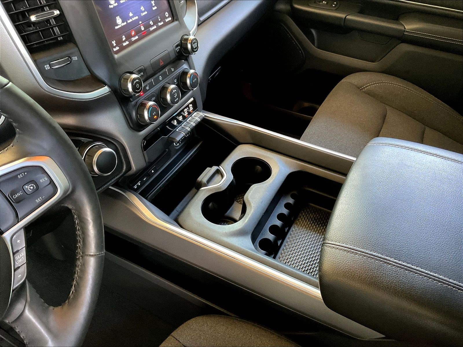 Used 2019 RAM 1500 Big Horn AWD/4WD image 19