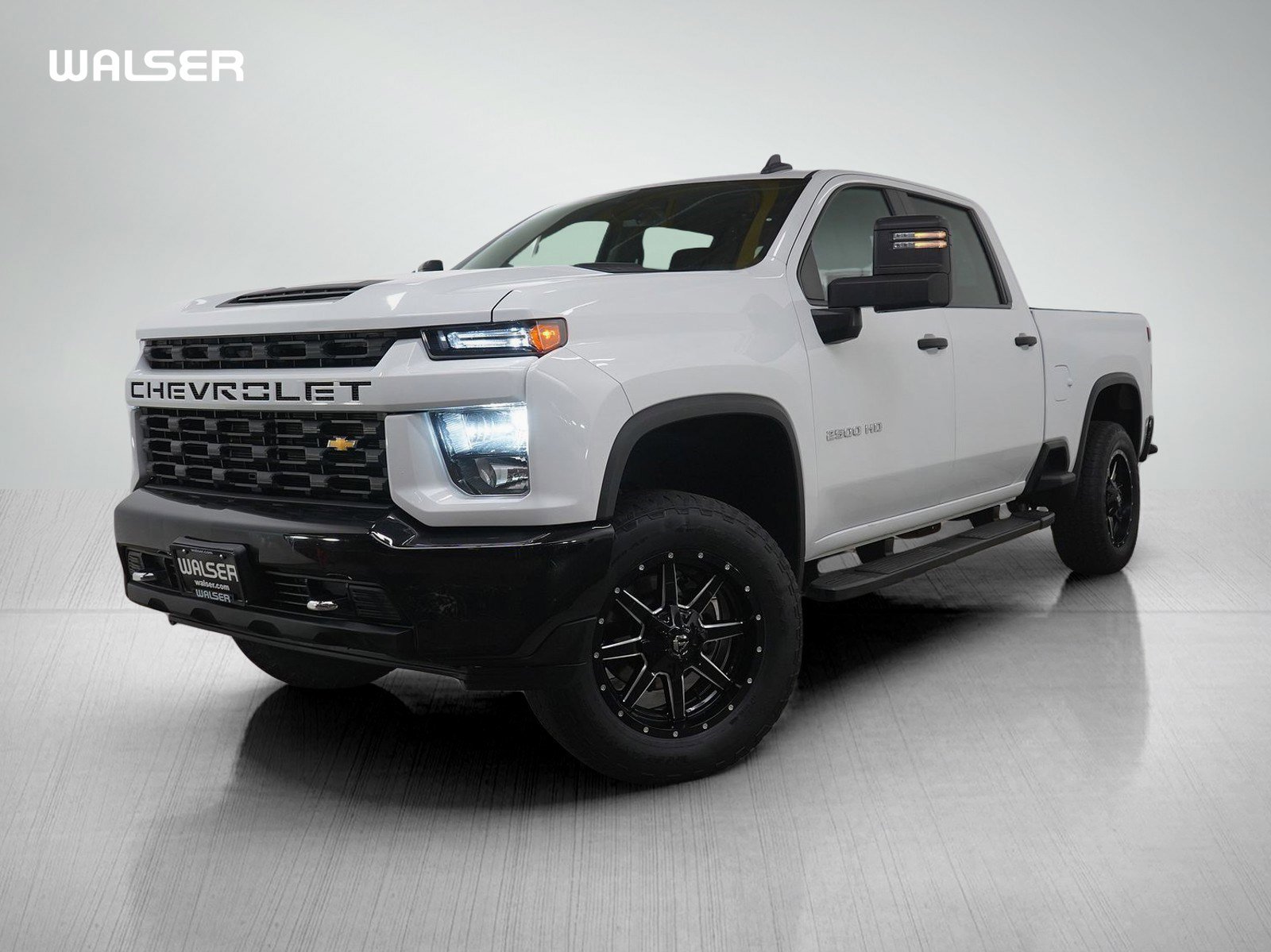 Used 2022 Chevrolet Silverado 2500 Custom w/ Custom Value Package AWD/4WD image 1