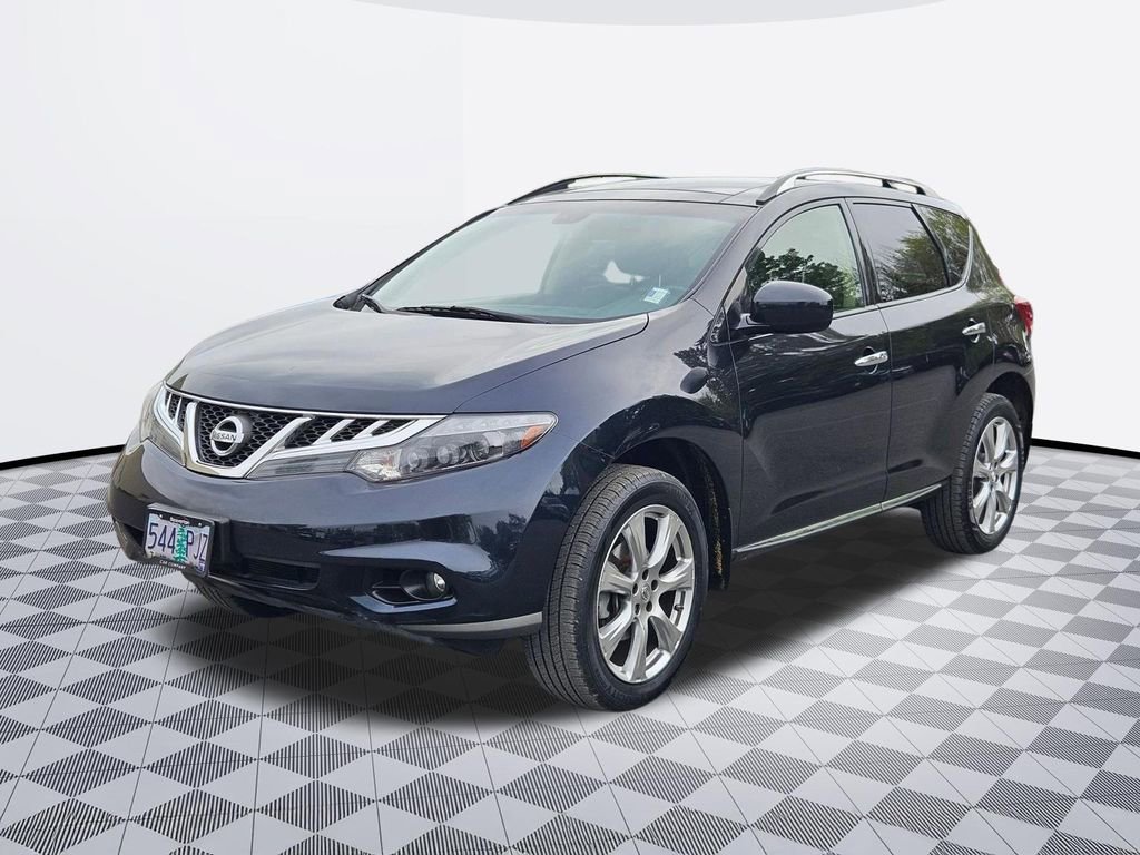 Used 2014 Nissan Murano LE w/ Platinum Edition Package AWD/4WD image 2