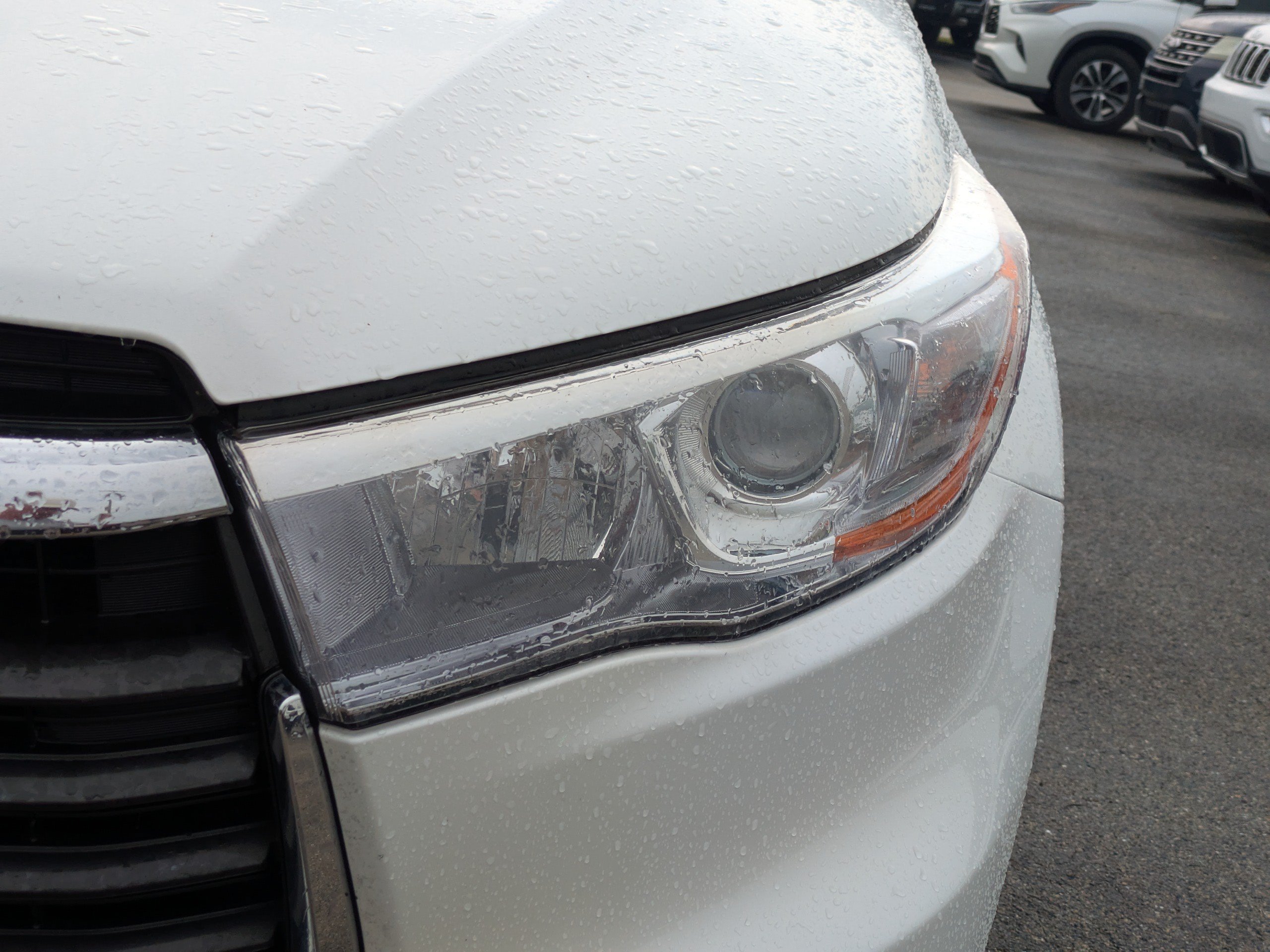 Used 2016 Toyota Highlander LE FWD image 10