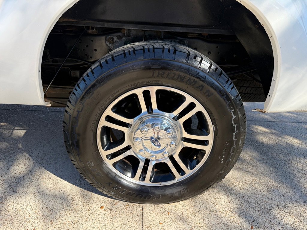 Used 2014 Ford F250 Platinum w/ FX4 Off-Road Package image 14