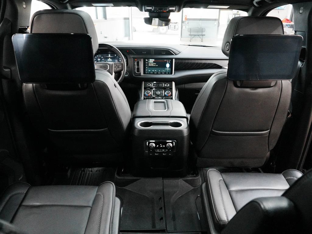 Used 2023 GMC Yukon Denali image 37