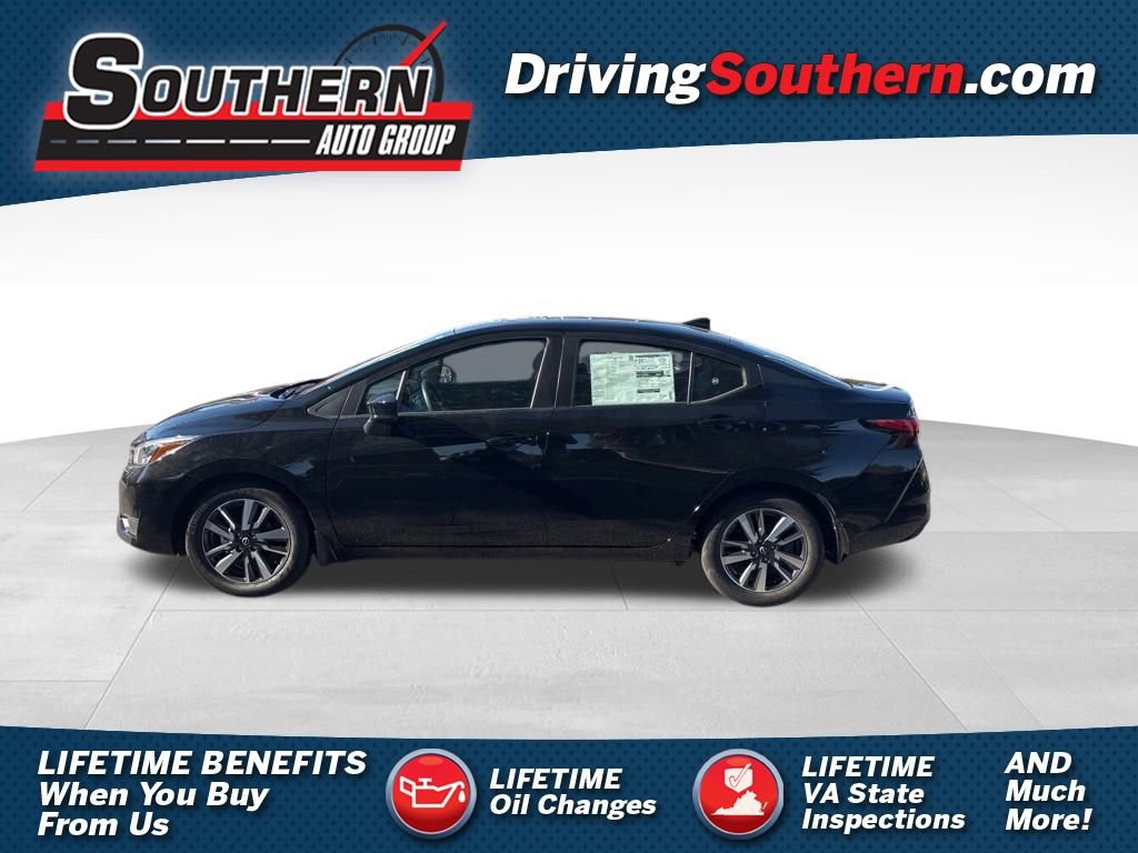 New 2025 Nissan Versa SV w/ Trunk Package