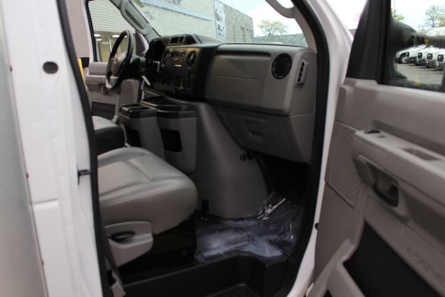 Used 2019 Ford E-350 and Econoline 350 Super Duty w/ Power Windows & Locks Group RWD image 21