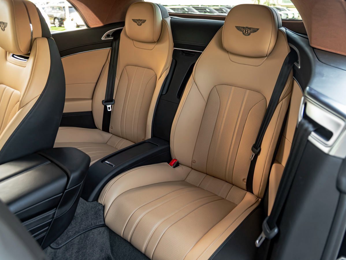 Used 2021 Bentley Continental GT image 25
