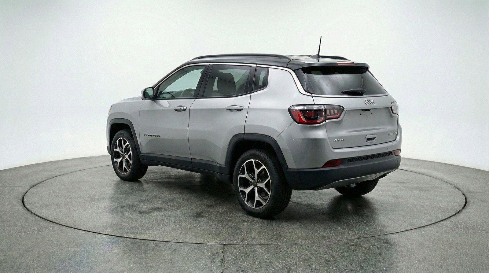Used 2025 Jeep Compass Limited image 6