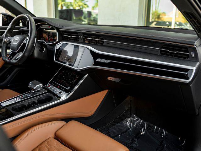 Certified 2023 Audi RS 6 w/ Executive Package AWD/4WD image 37