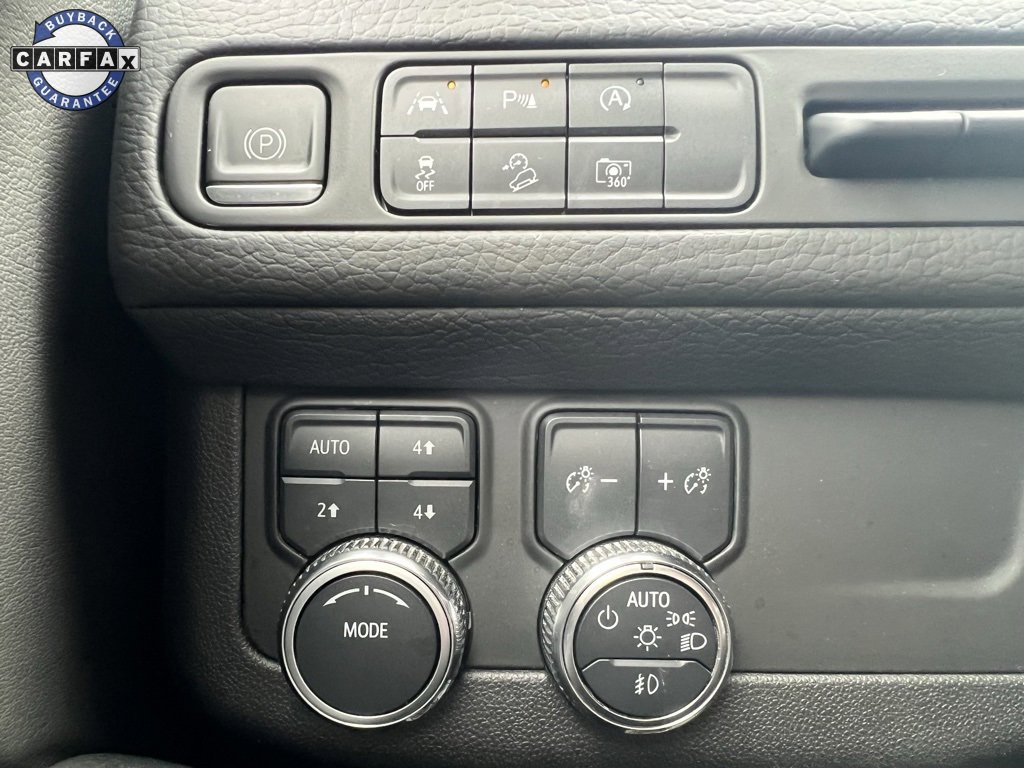 Used 2023 GMC Yukon Denali image 13