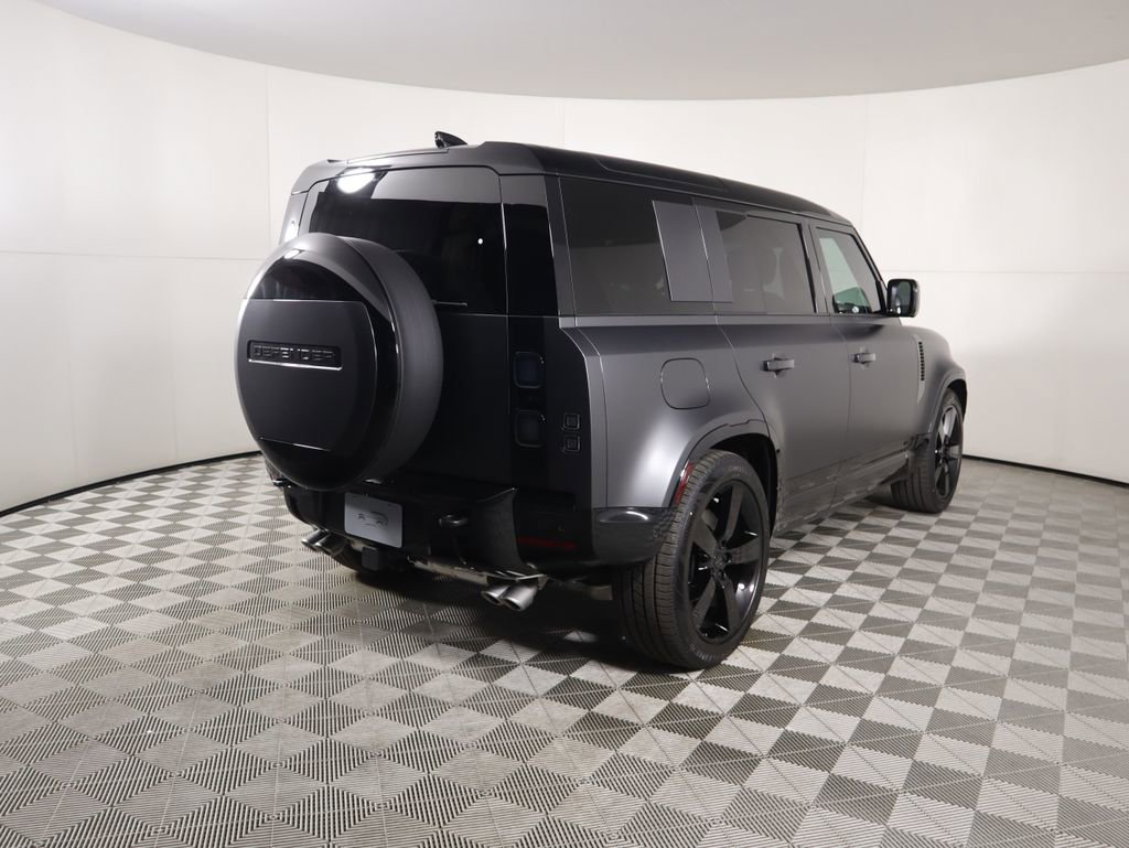 New 2026 Land Rover Defender 110 V8 image 5