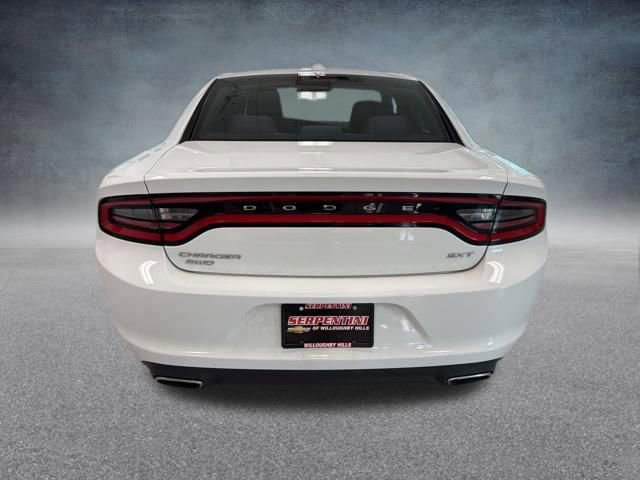 Used 2015 Dodge Charger SXT image 8