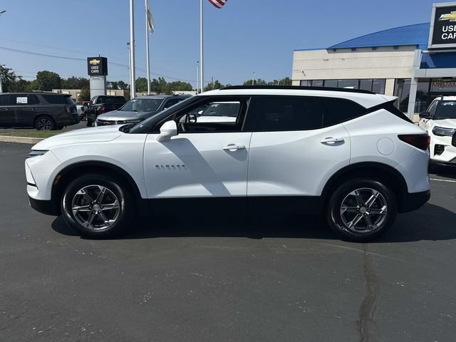 Certified 2024 Chevrolet Blazer LT w/ Convenience Package FWD image 4