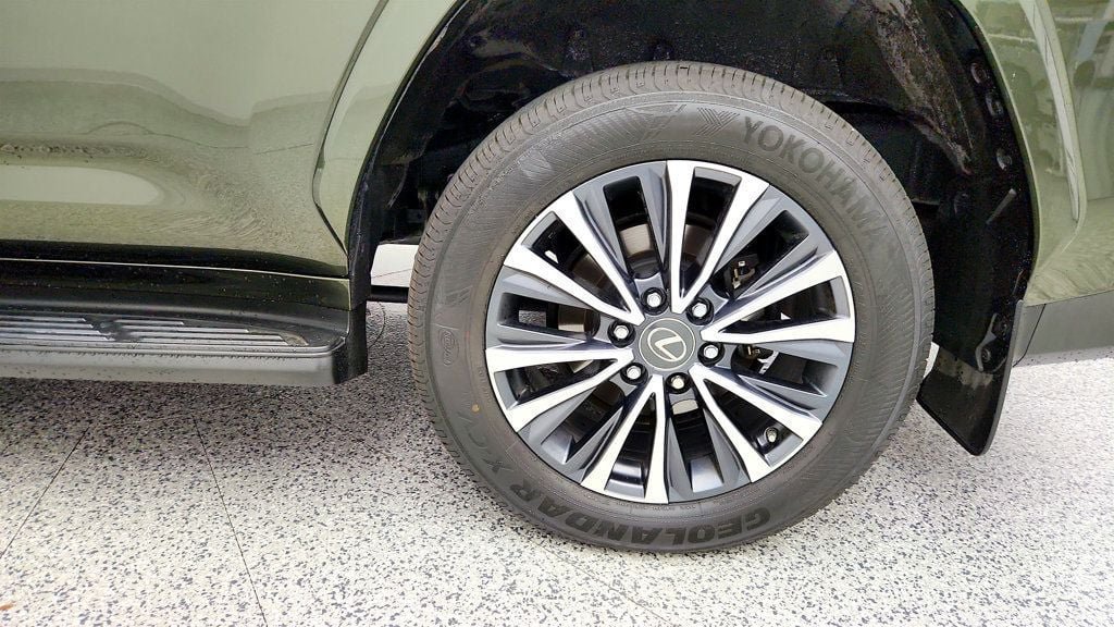 Used 2023 Lexus LX 600 4WD w/ Interior Upgrade Package image 9