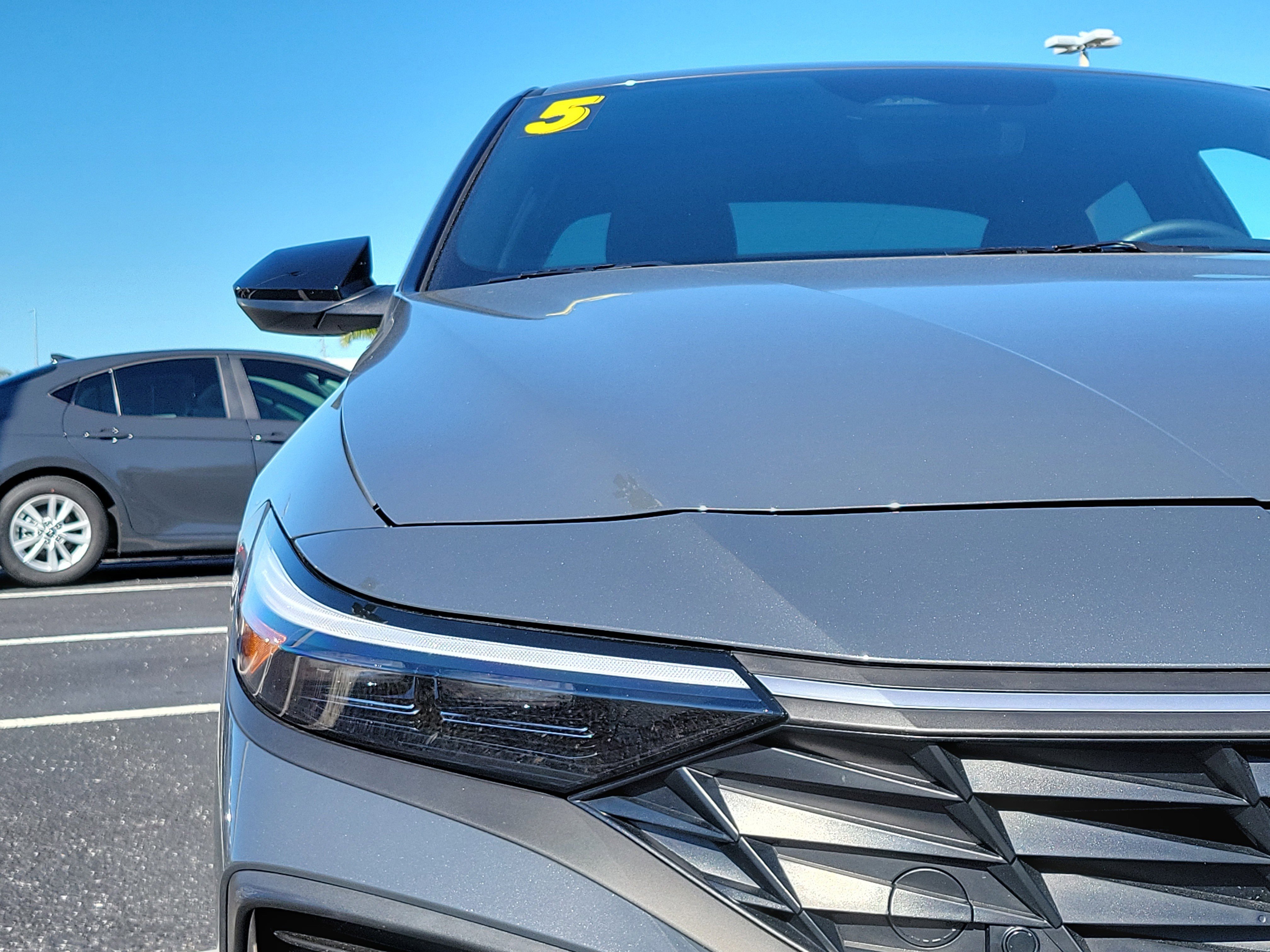 Used 2025 Hyundai Elantra Sport image 7