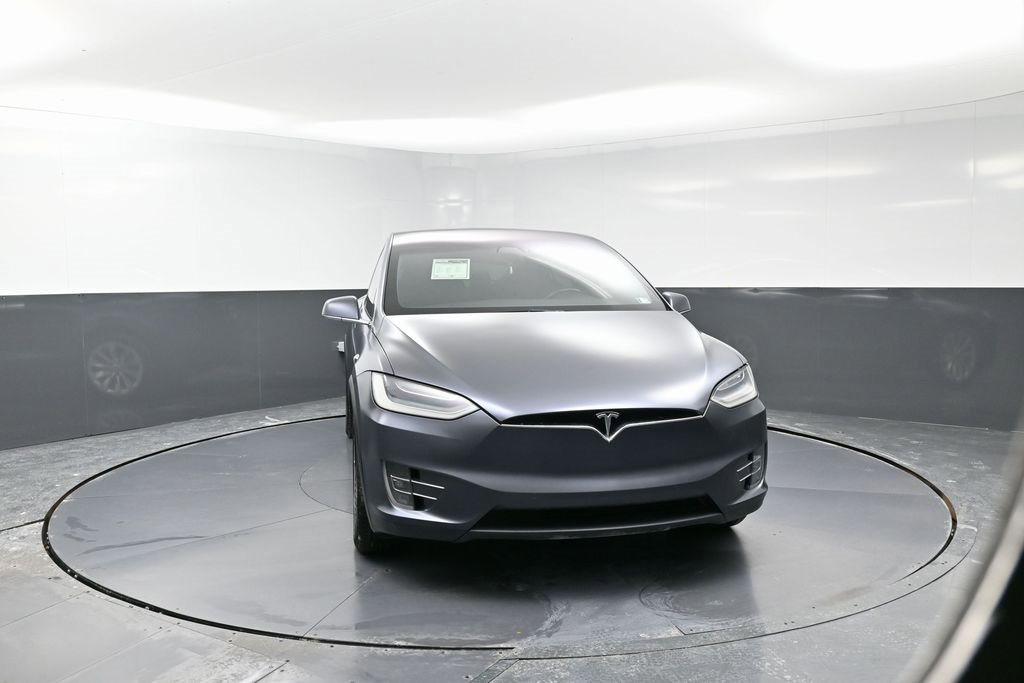 Used 2021 Tesla Model X Long Range image 3