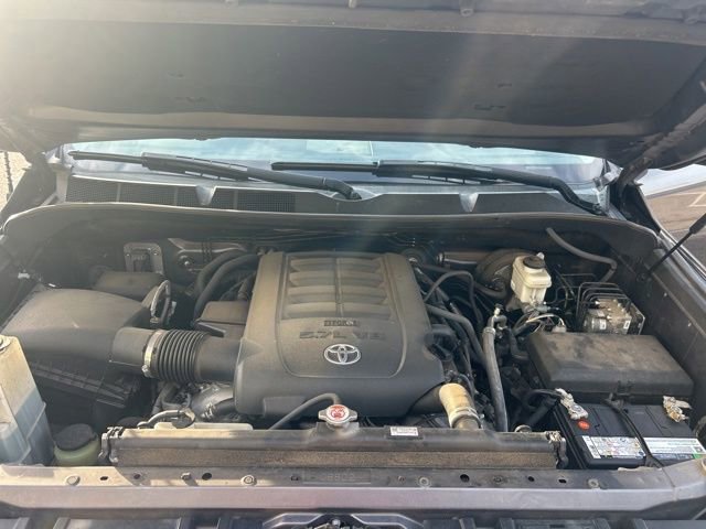 Used 2018 Toyota Tundra Limited w/ Limited Premium Package image 44