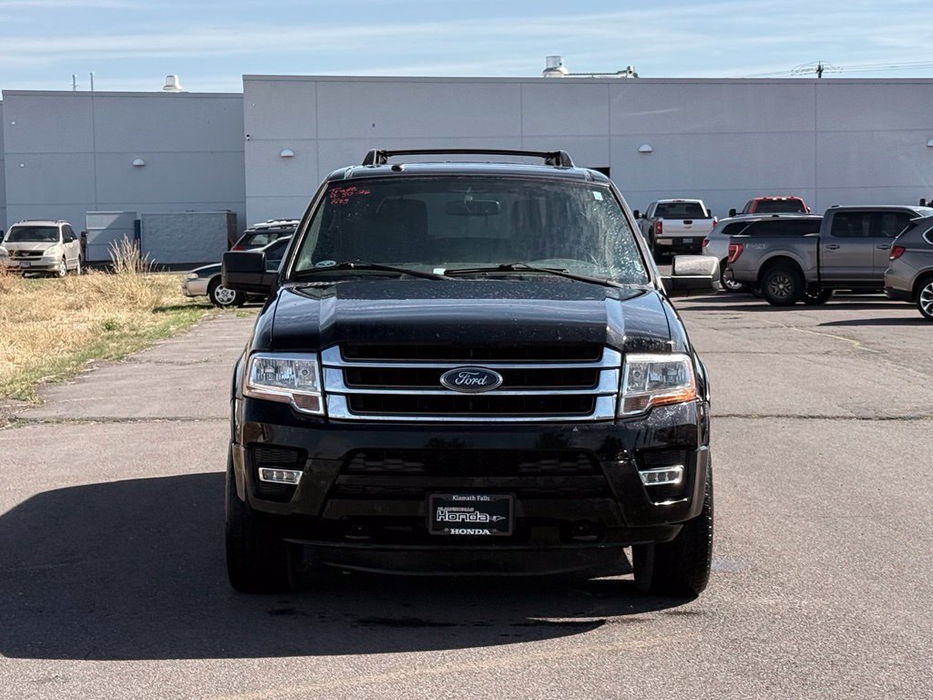 Used 2016 Ford Expedition EL XLT w/ Equipment Group 202A AWD/4WD image 8