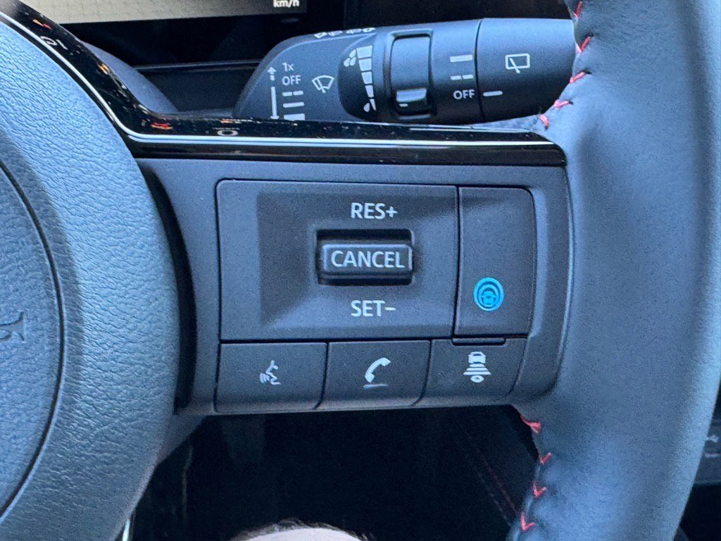 New 2026 Nissan Kicks SR FWD image 16