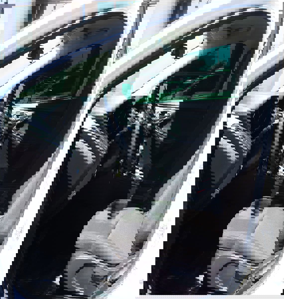 Used 2017 Ford Focus S image 36