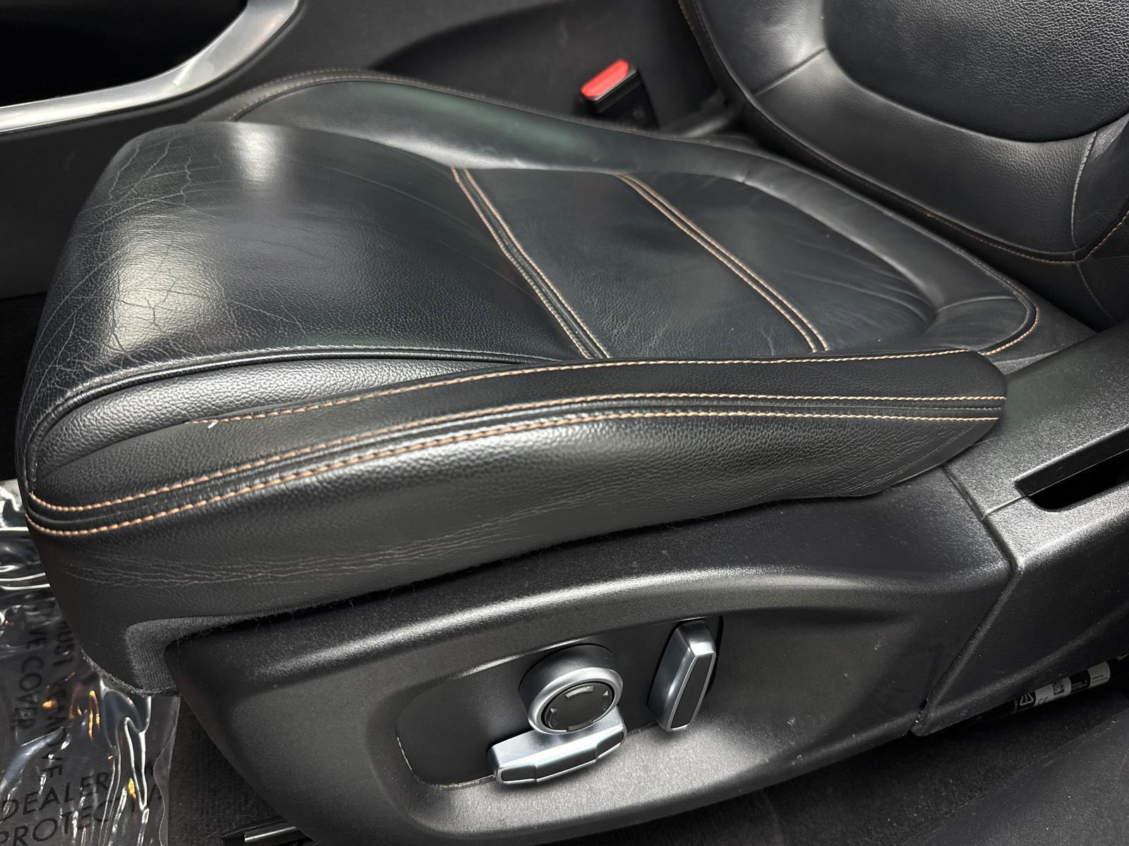 Used 2020 Jaguar F-PACE Prestige image 34