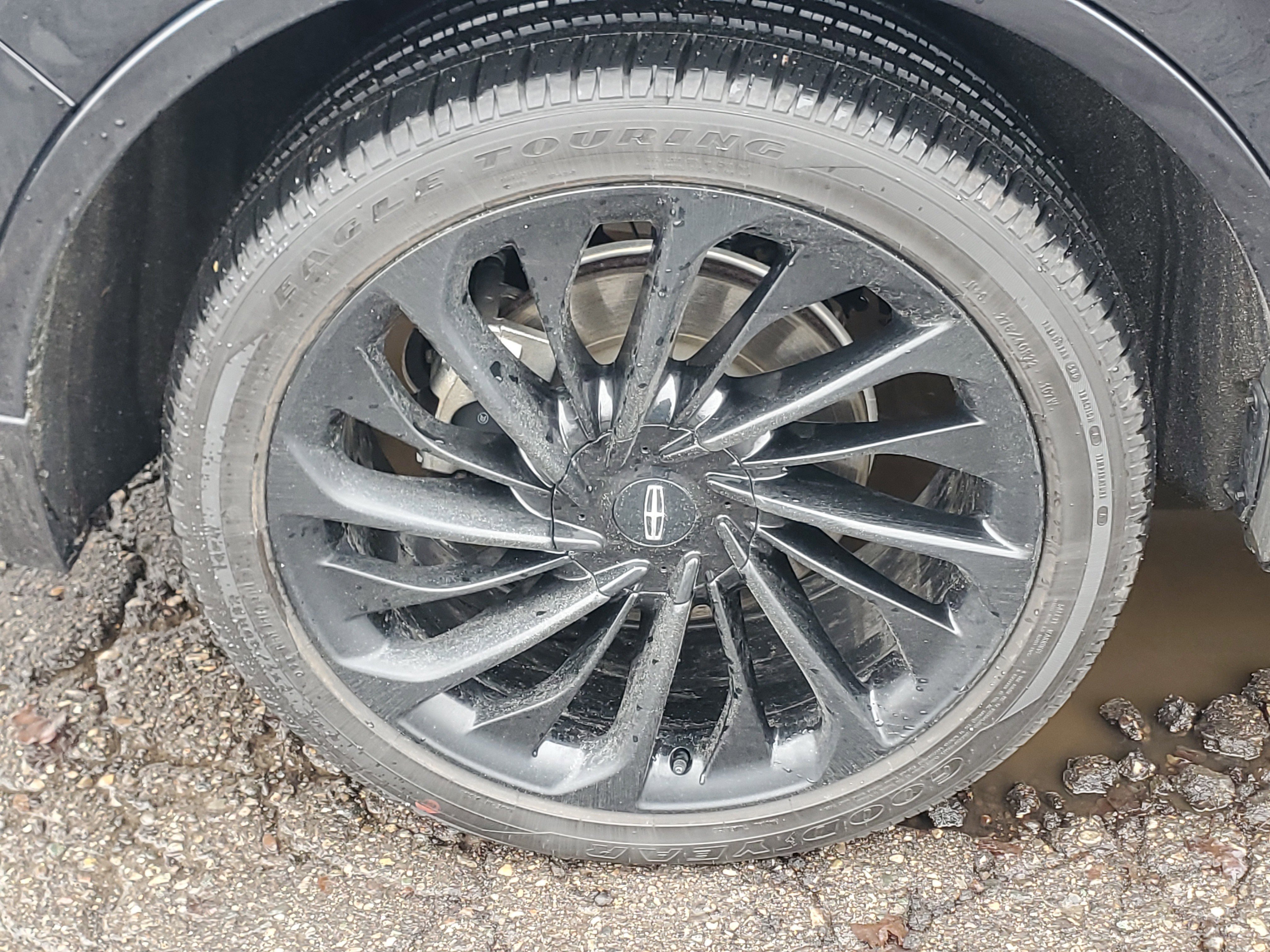 Used 2023 Lincoln Aviator Reserve w/ Equipment Group 201A image 7