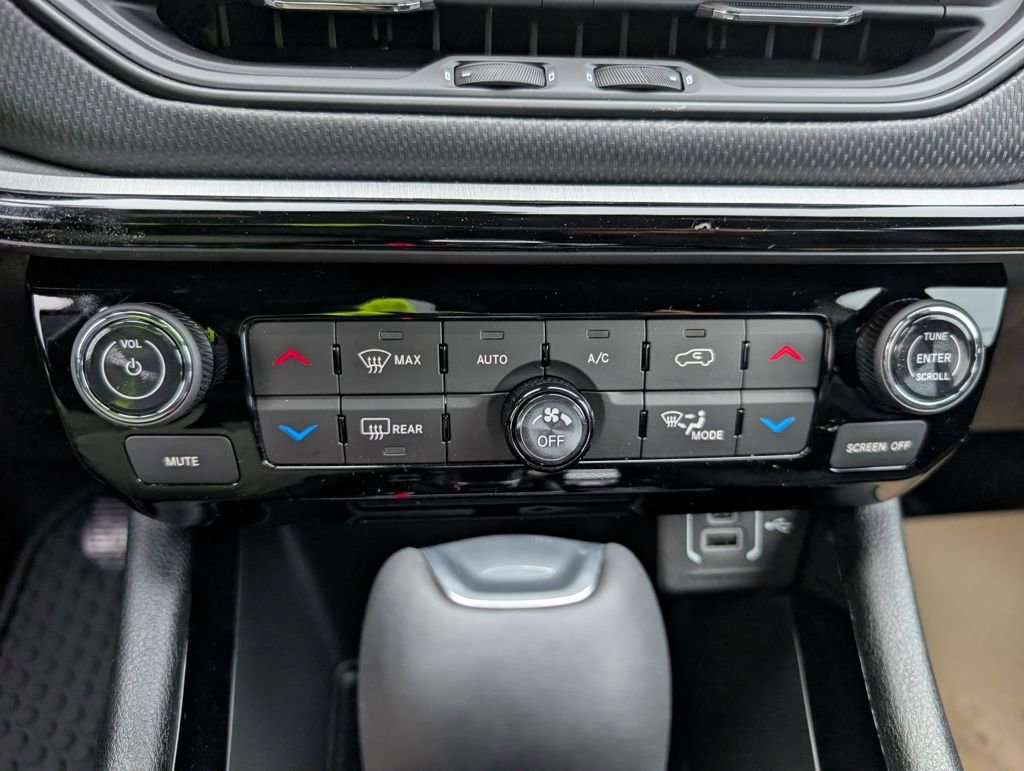 New 2026 Jeep Compass Trailhawk image 25