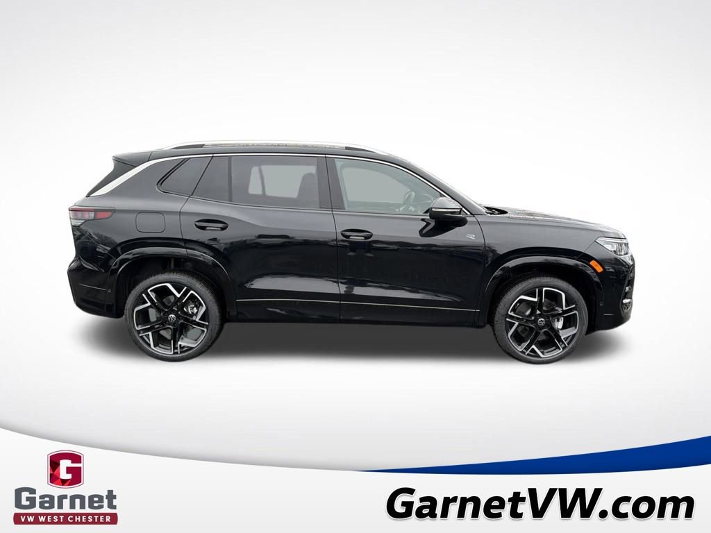 New 2026 Volkswagen Tiguan SEL R-Line image 6