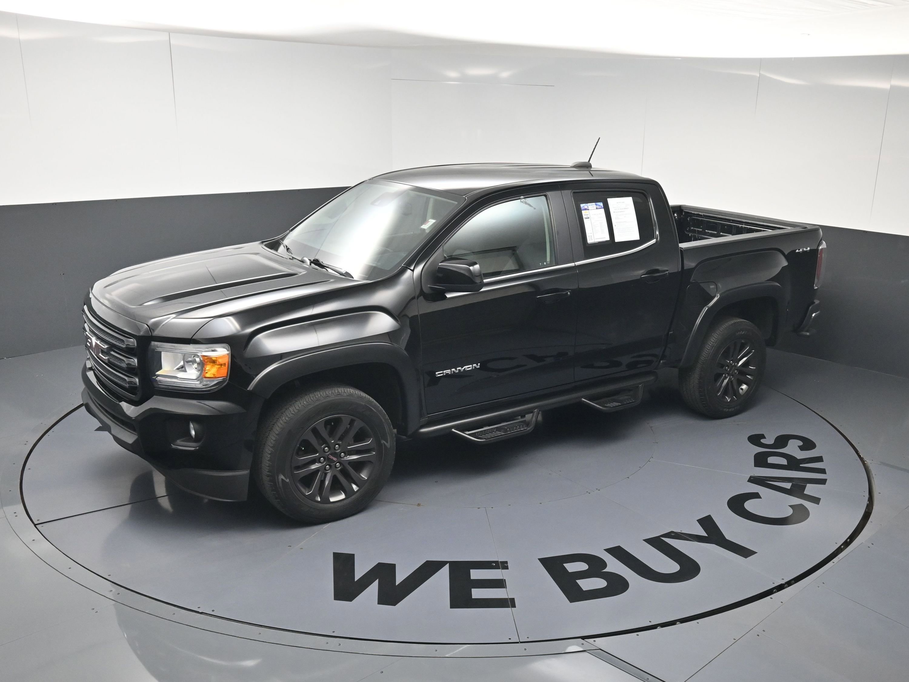 Used 2019 GMC Canyon SLE w/ Driver Alert Package AWD/4WD image 29