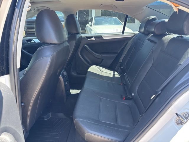 Used 2012 Volkswagen Jetta TDI FWD image 10