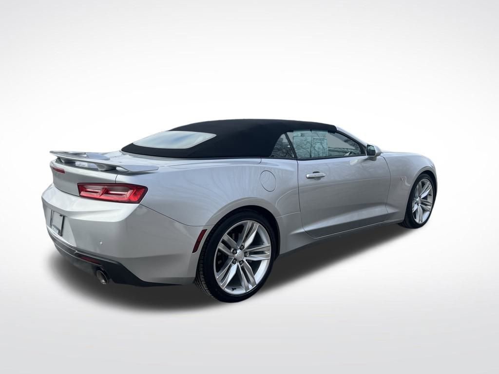 Used 2018 Chevrolet Camaro LT image 6
