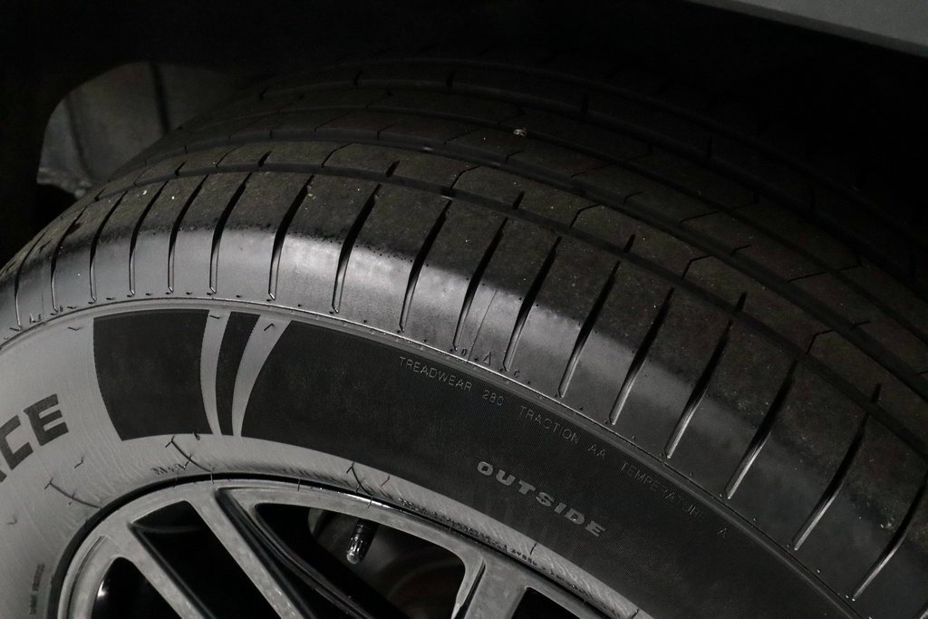 Used 2021 GMC Sierra 1500 Elevation image 19