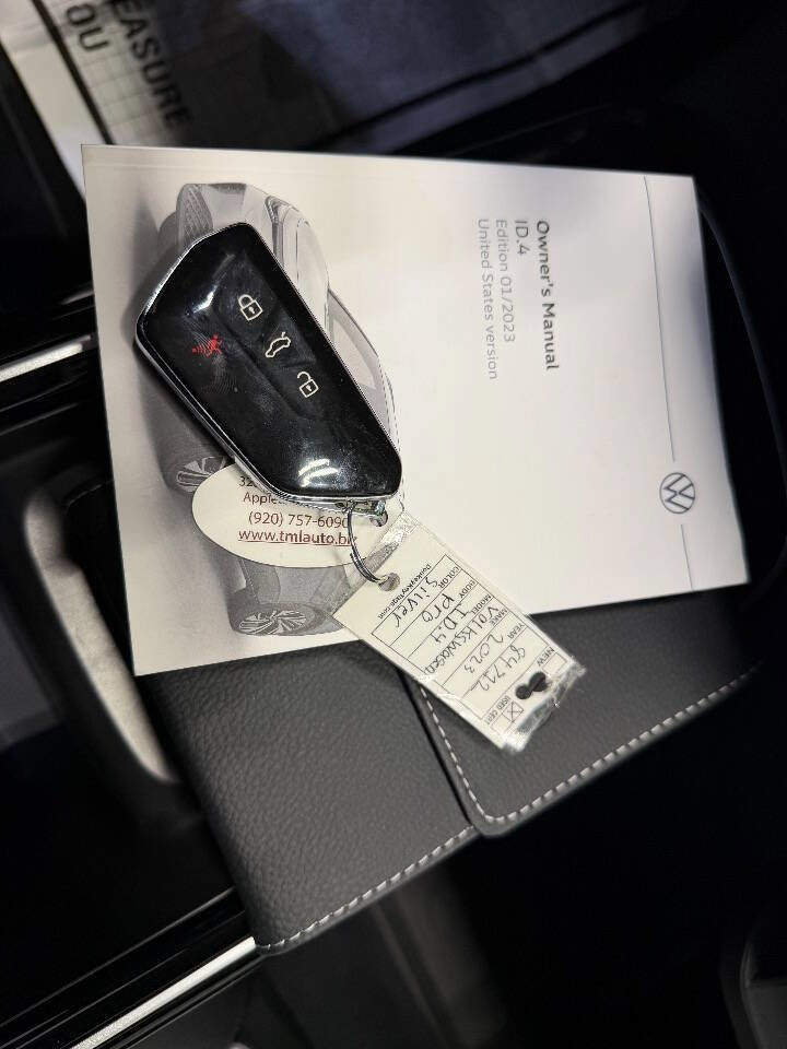 Used 2023 Volkswagen ID.4 Pro image 35