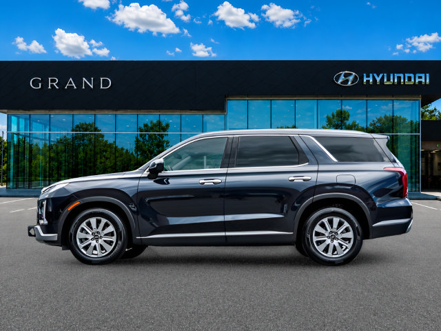 Certified 2025 Hyundai Palisade SEL FWD image 3