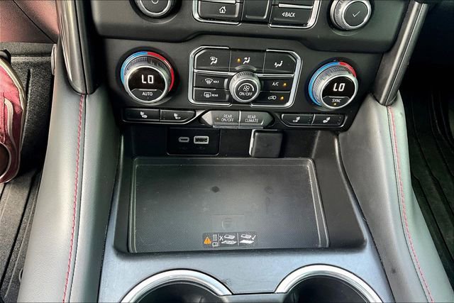 Used 2024 Chevrolet Tahoe RST w/ Luxury Package AWD/4WD image 17