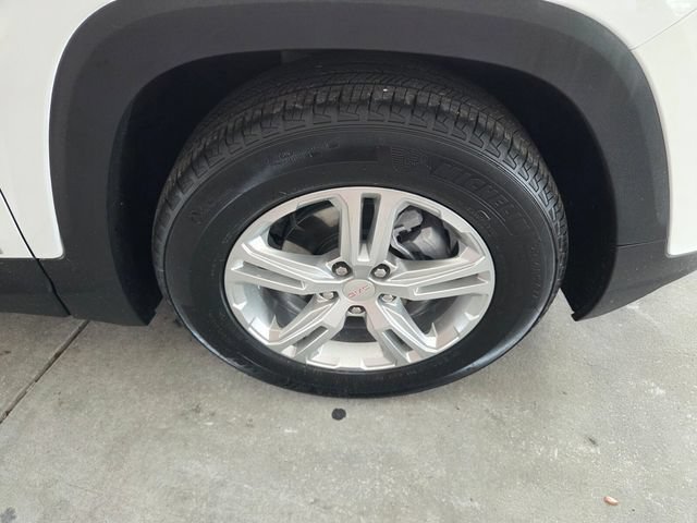 Used 2024 GMC Terrain SLE w/ Driver Convenience Package FWD image 18