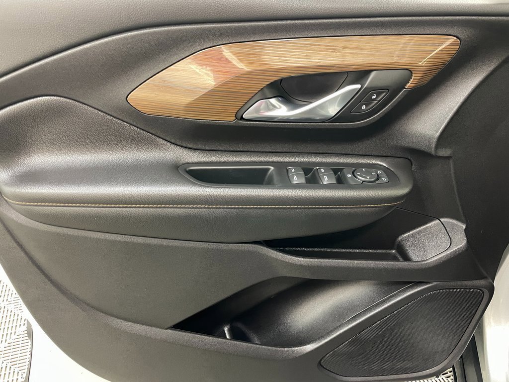 Certified 2018 GMC Terrain SLE w/ Driver Convenience Package image 22