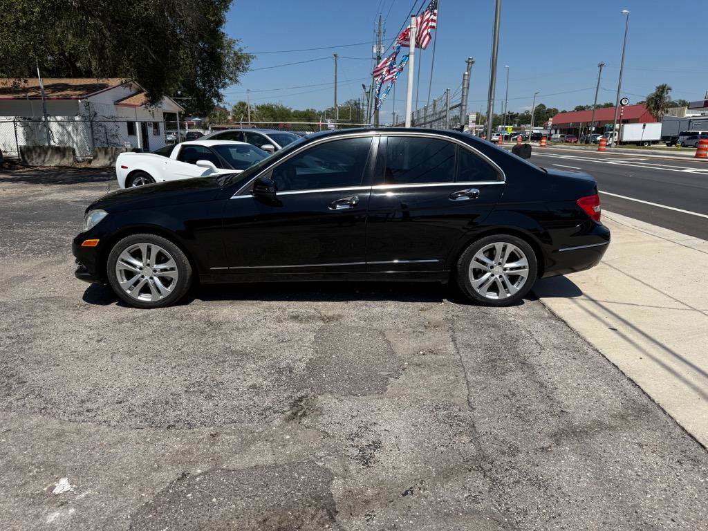 Used 2012 Mercedes-Benz C 300 4MATIC Sedan image 20