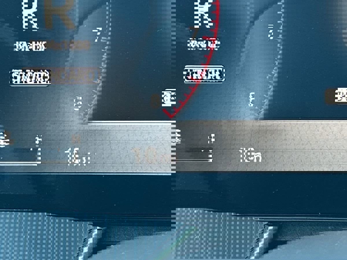 Used 2025 Nissan Murano SV image 31