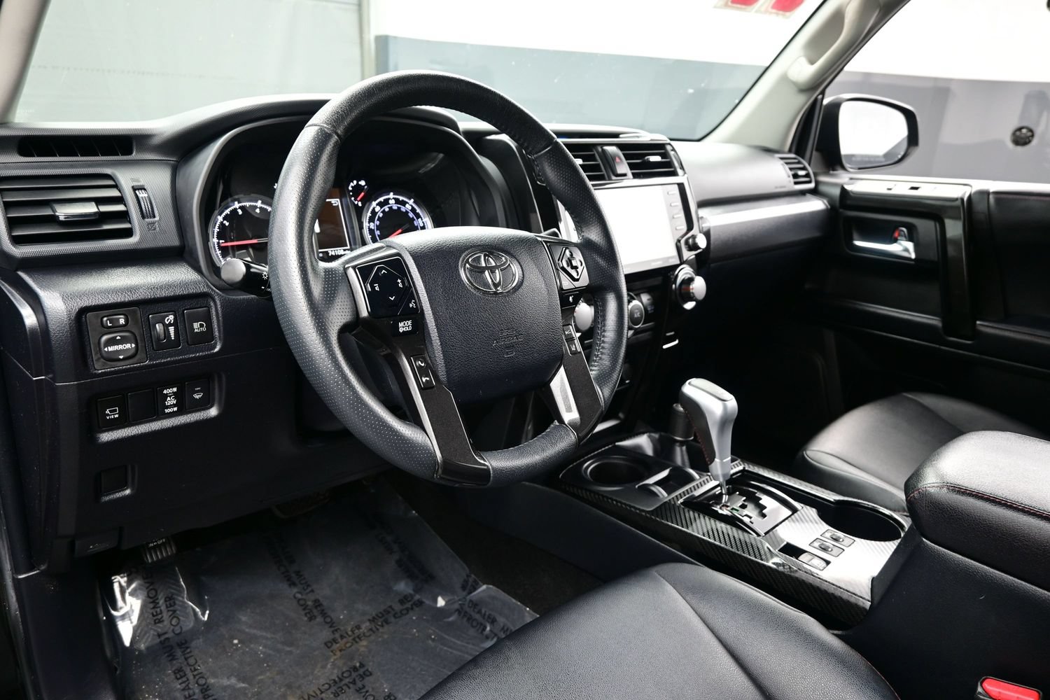 Used 2022 Toyota 4Runner TRD Off-Road Premium AWD/4WD image 13