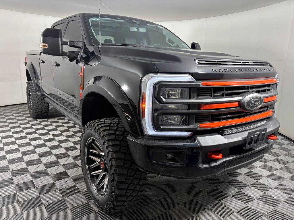 Used 2026 Ford F250 Lariat w/ Black Appearance Package image 1