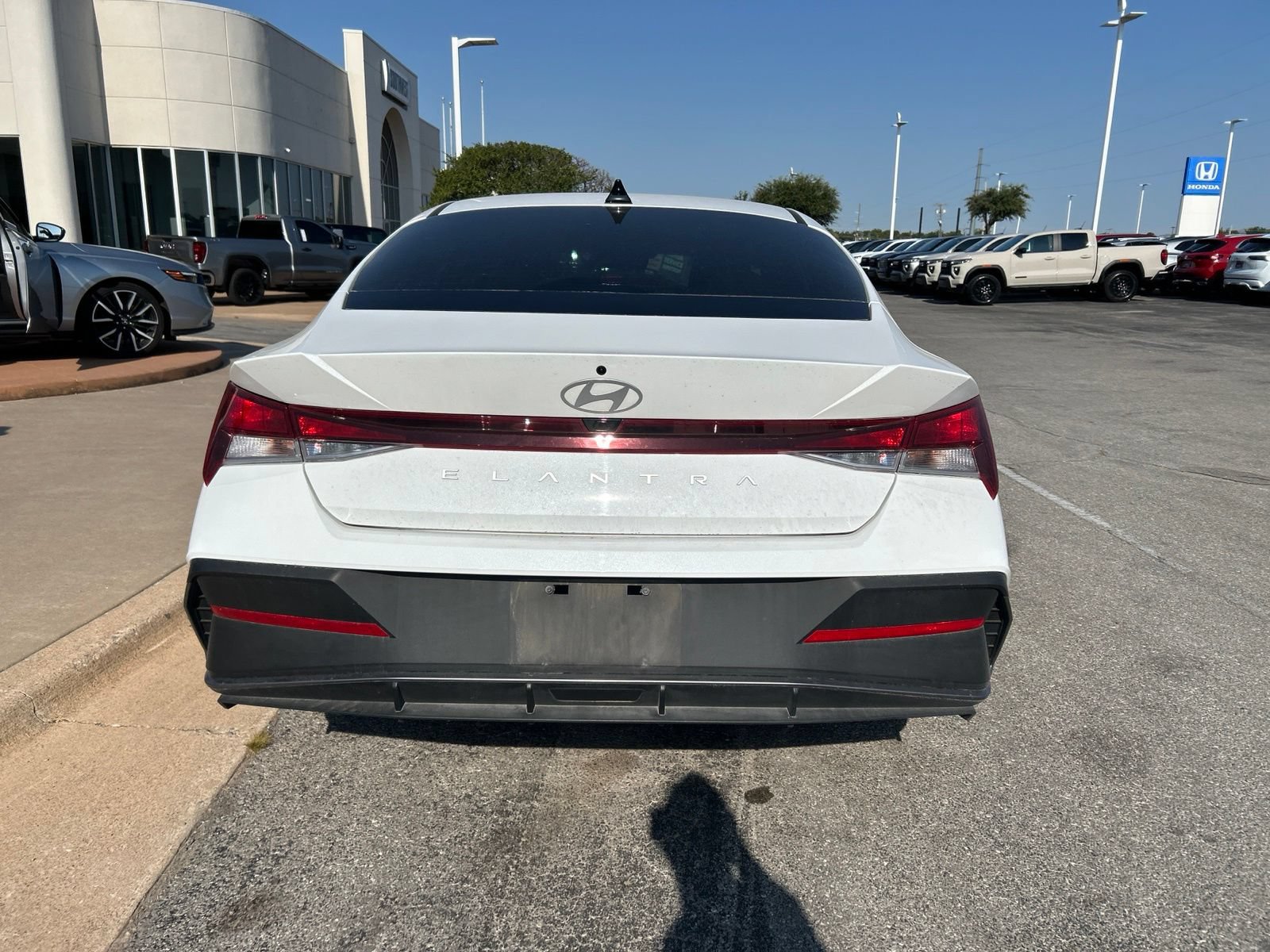 Used 2024 Hyundai Elantra SEL FWD image 6