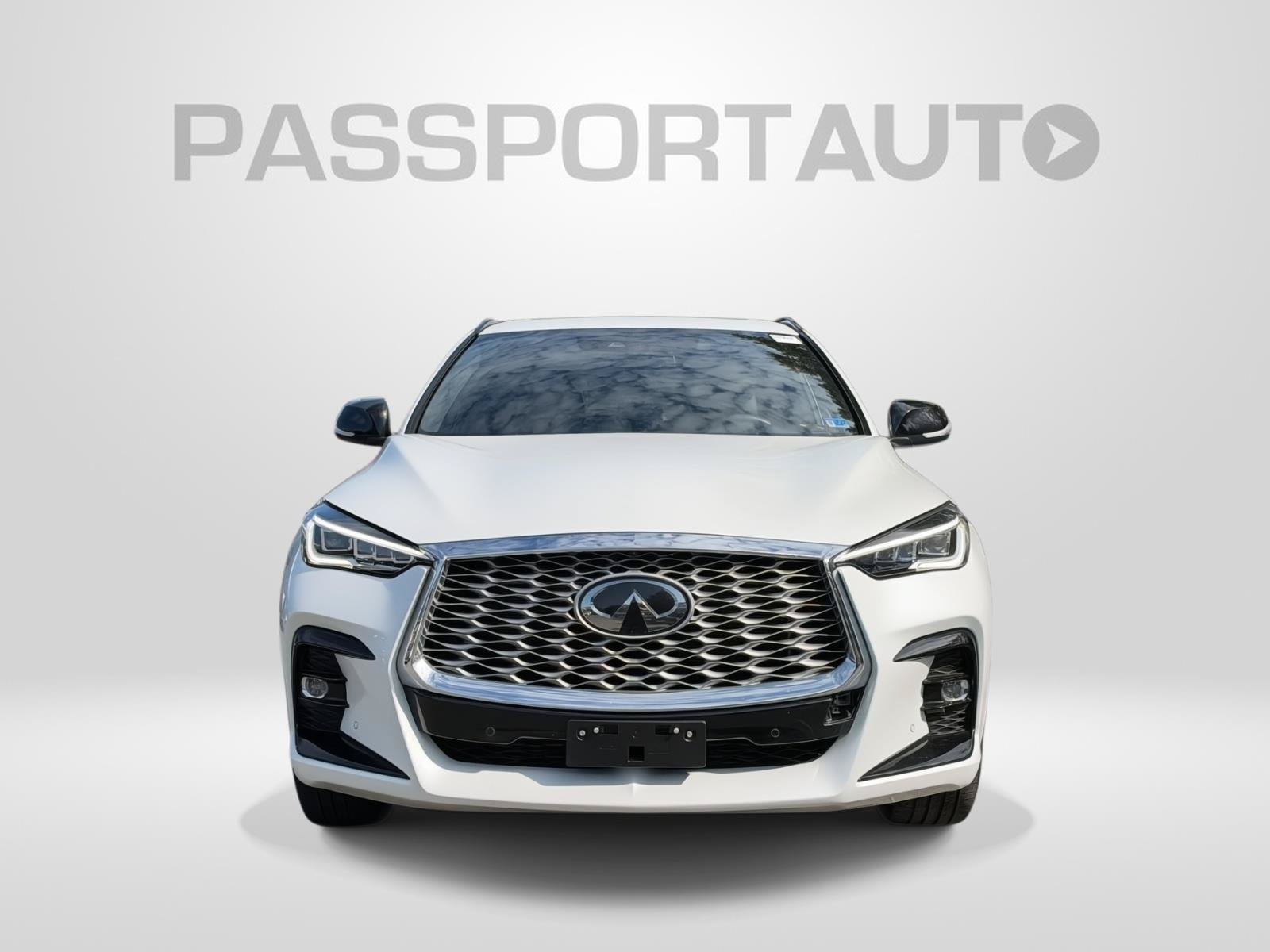 Used 2023 INFINITI QX55 Essential AWD/4WD image 2