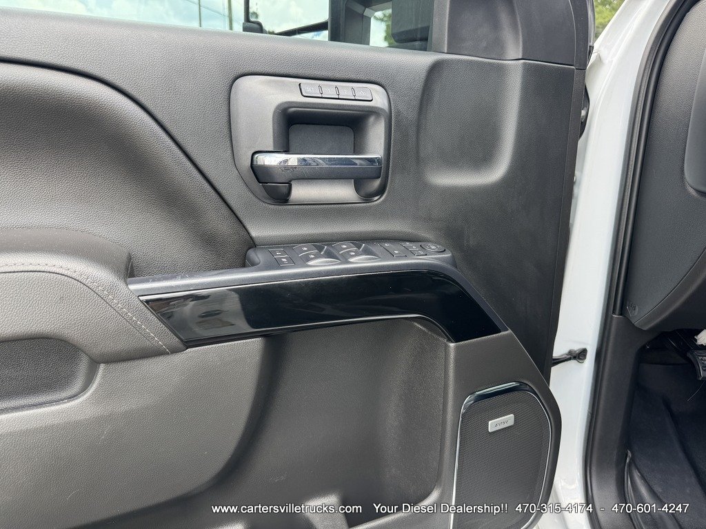 Used 2017 Chevrolet Silverado 1500 LTZ Z71 w/ LTZ Plus Package AWD/4WD image 19