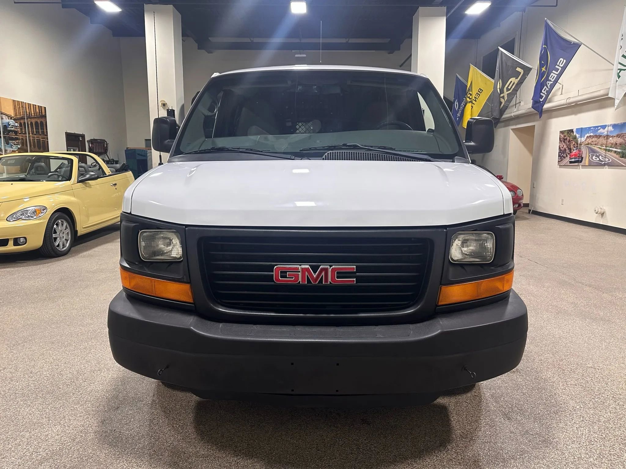 Used 2013 GMC Savana 1500 AWD image 2