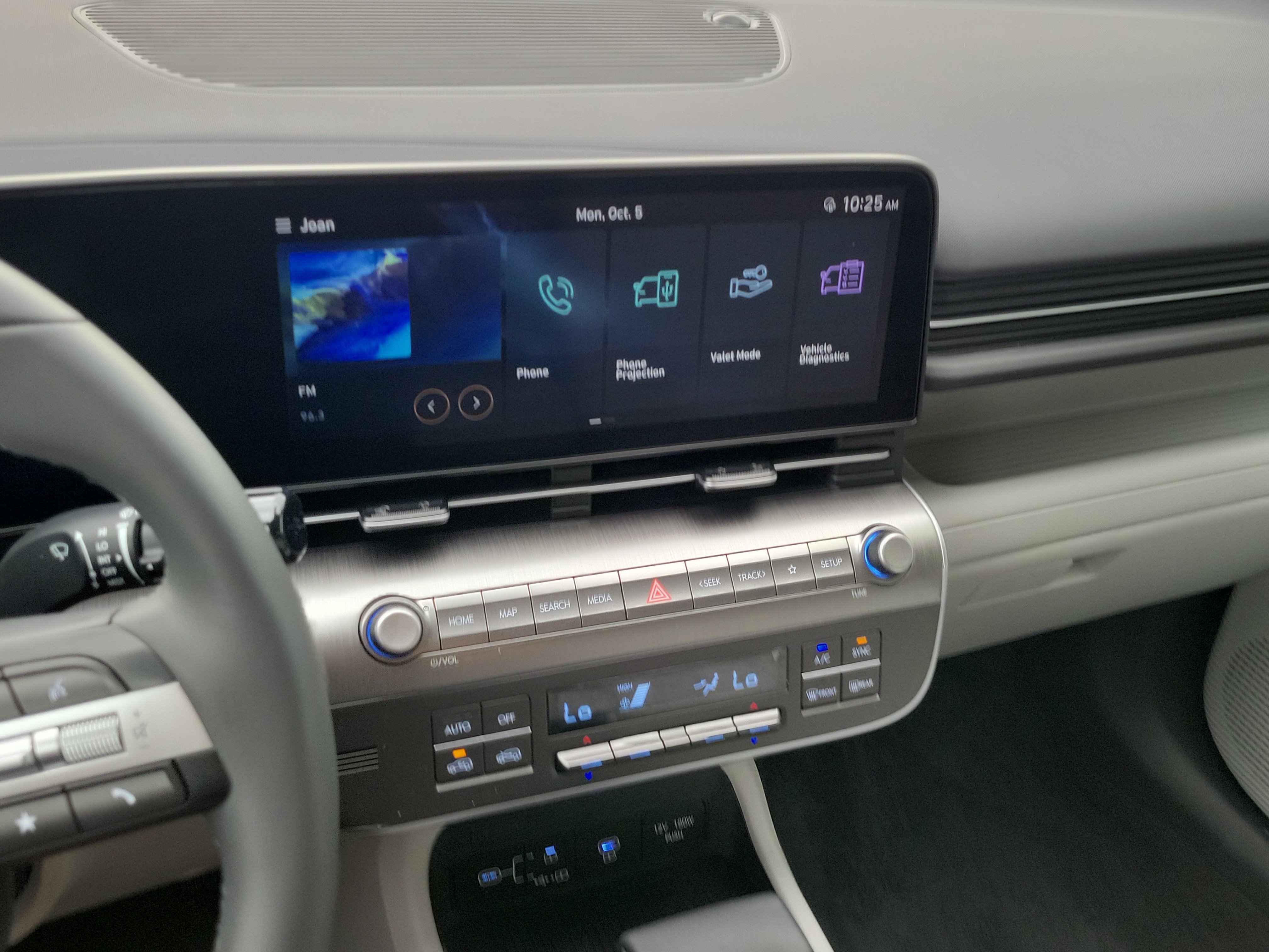 Used 2024 Hyundai Kona SEL FWD image 23