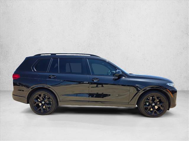 Used 2021 BMW X7 xDrive40i w/ Executive Package AWD/4WD image 3